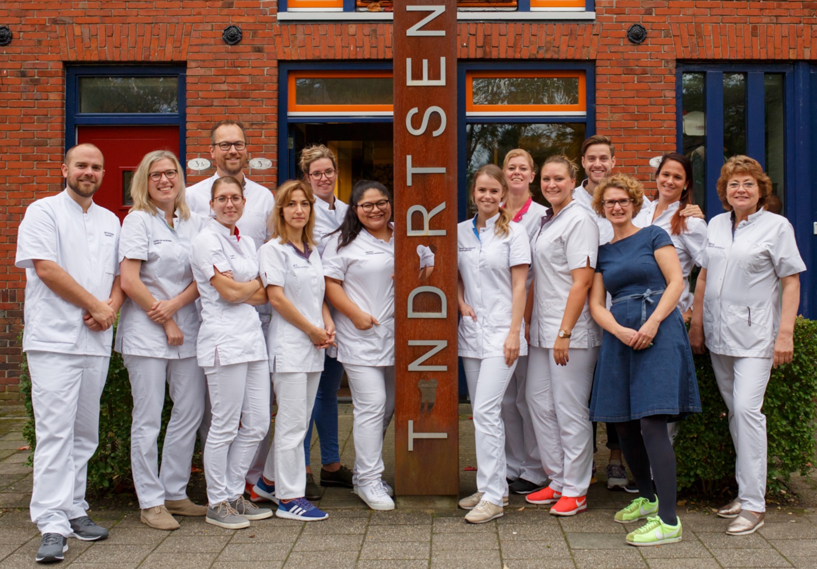 Het team van Tandartspraktijk Huddleston Slater